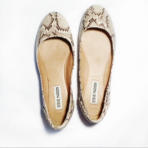 Steve Madden snakeskin leather Klutch flats size 8 - Picture 3 of 6
